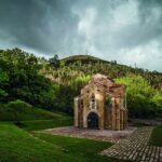 la Iglesis de San Miguel de lillo en Asturias